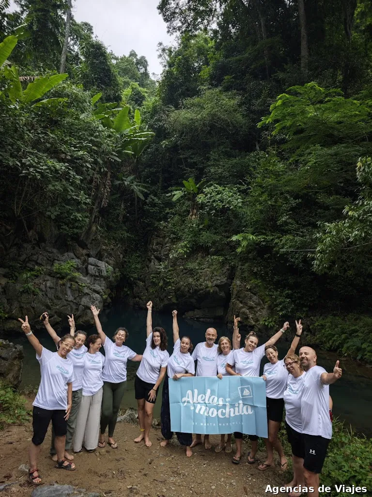 Aletas en la mochila
