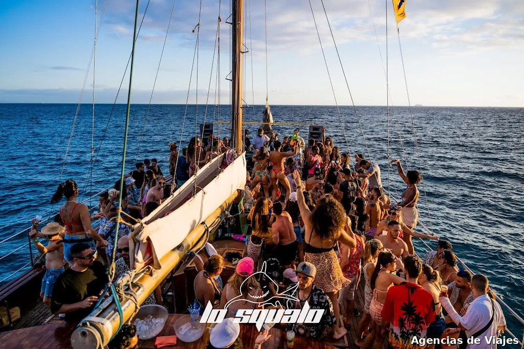 Lo Squalo , Tenerife Experience. Events, Rent Villas