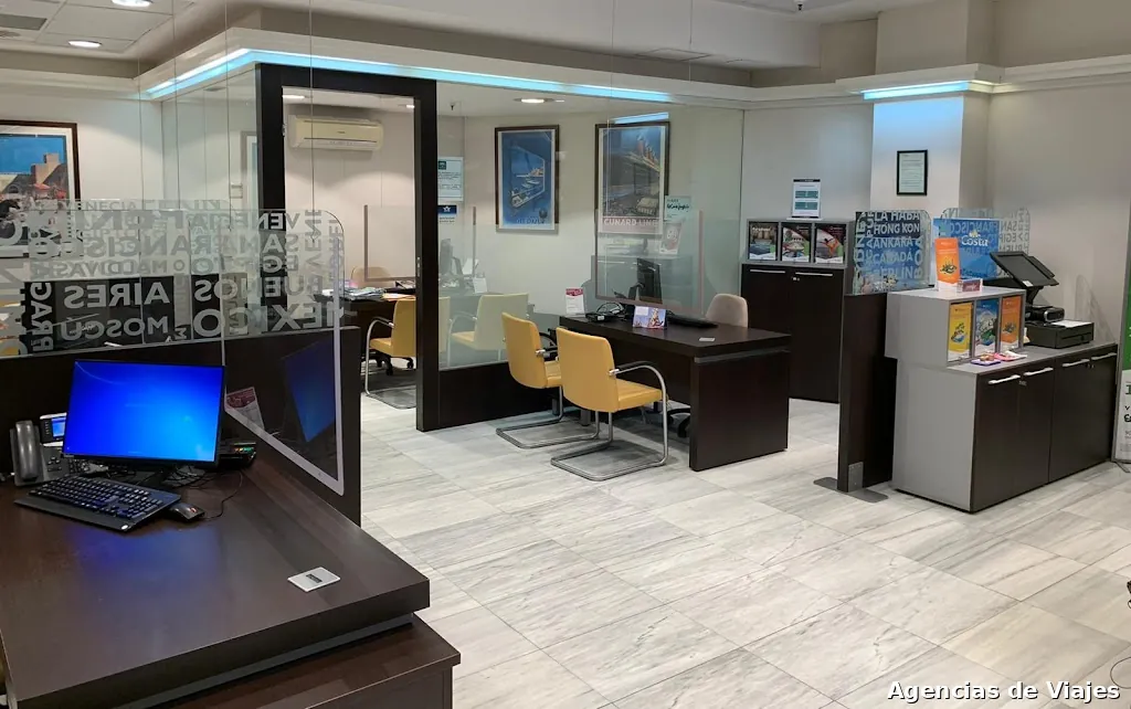 Viajes El Corte Inglés - C.C. El Ejido