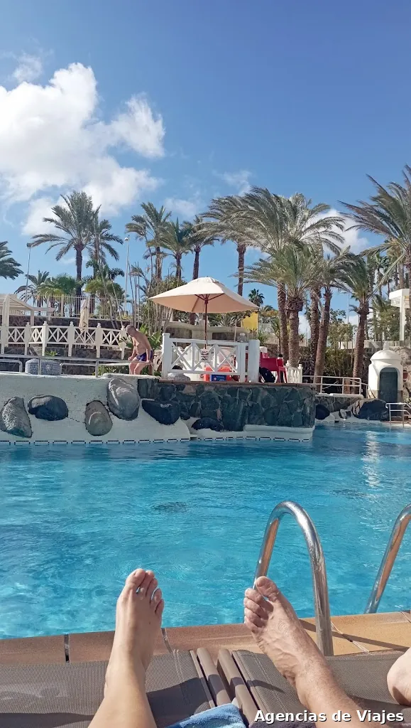 MAR DE MENTA VIAXES, SL